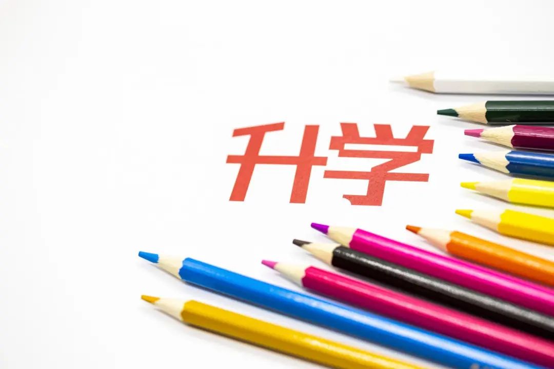 在深圳换工厂社保怎么办,在深圳换工作社保怎么转到新公司