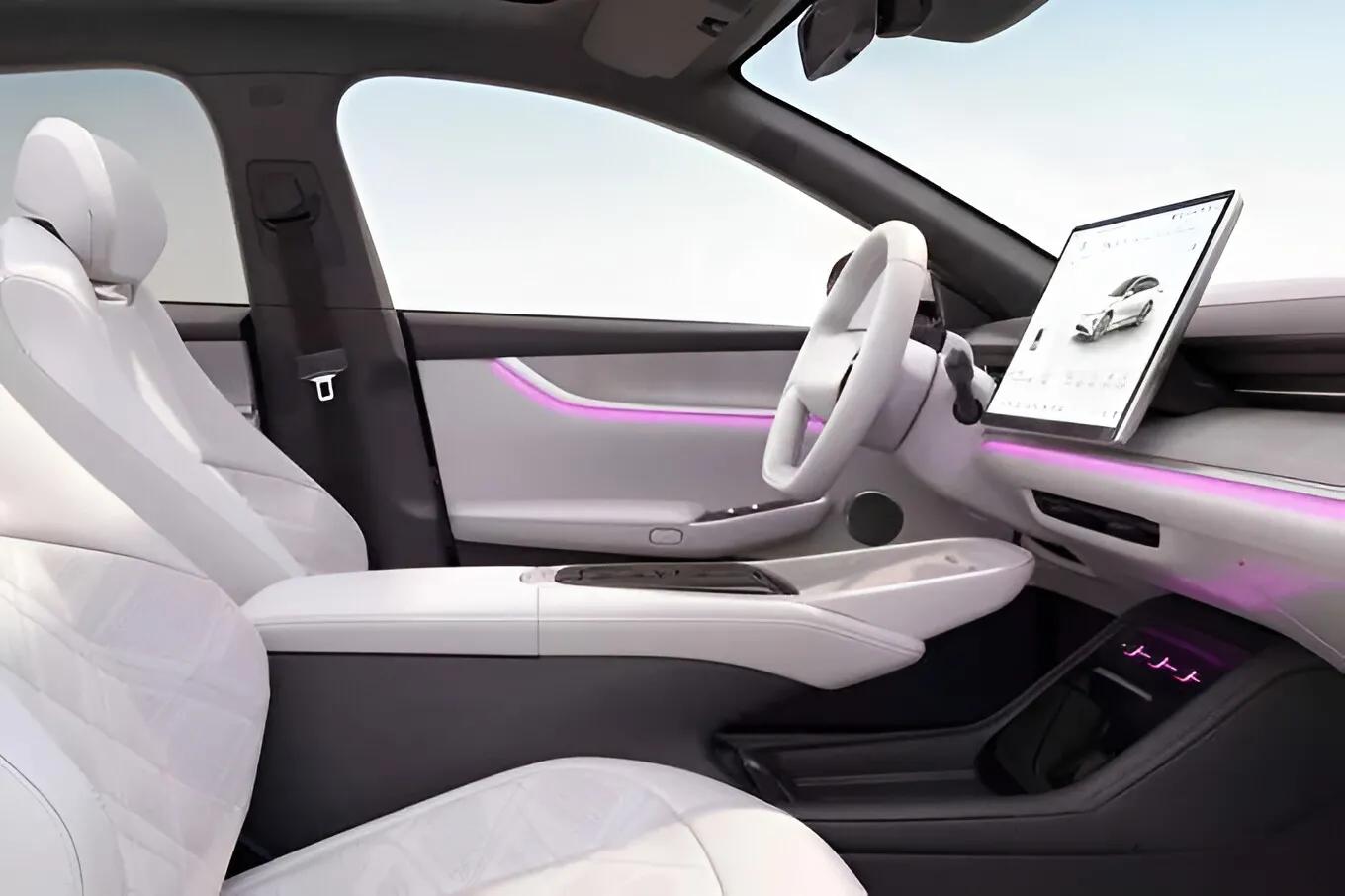 疯狂蹭车!女同事清凉诱惑,我竟陷入两难境地!