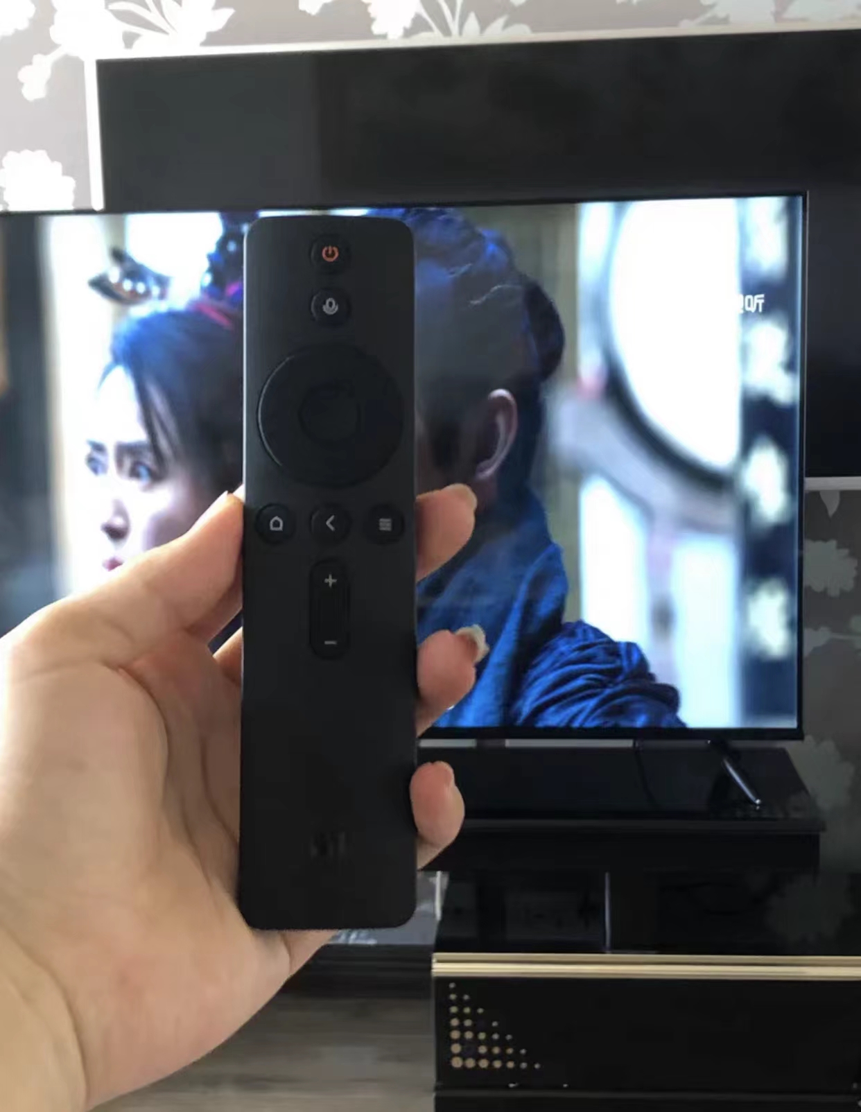 55寸电视机已经不足1500元，究竟值不值得投入？来展开说一说