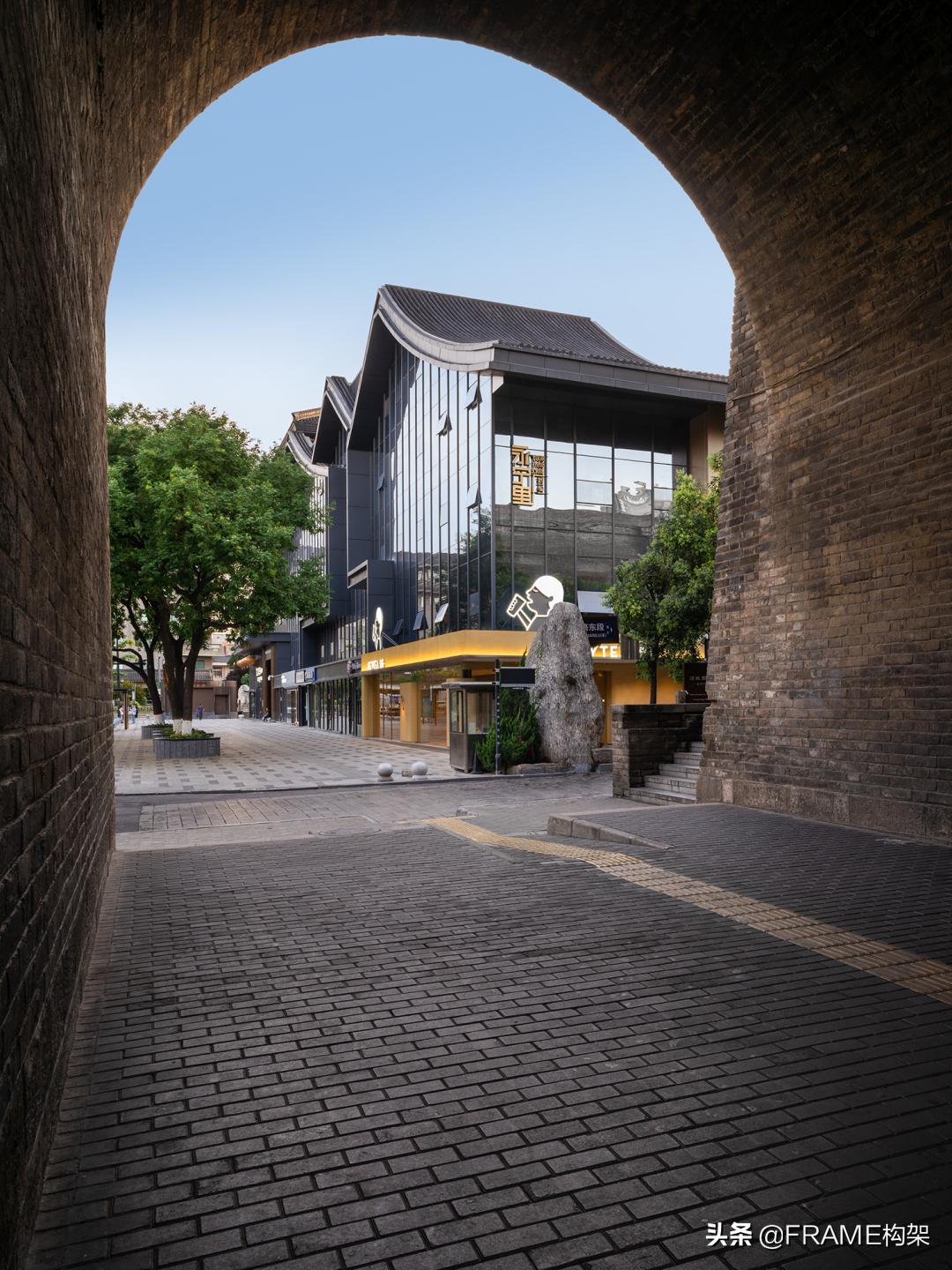 对话立品设计郑铮|以多元手段打破壁垒,塑造品牌体验场景