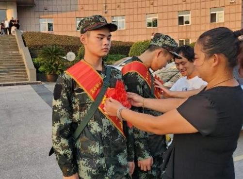 2022年征兵新政策入伍时间及标准,征兵条件2024二次入伍要求