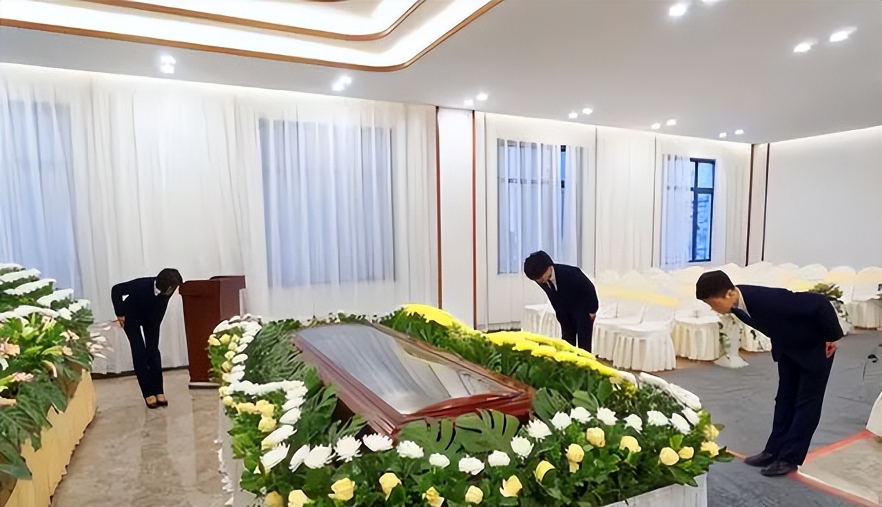 冷门事业编工资高,专科起报的国企社招