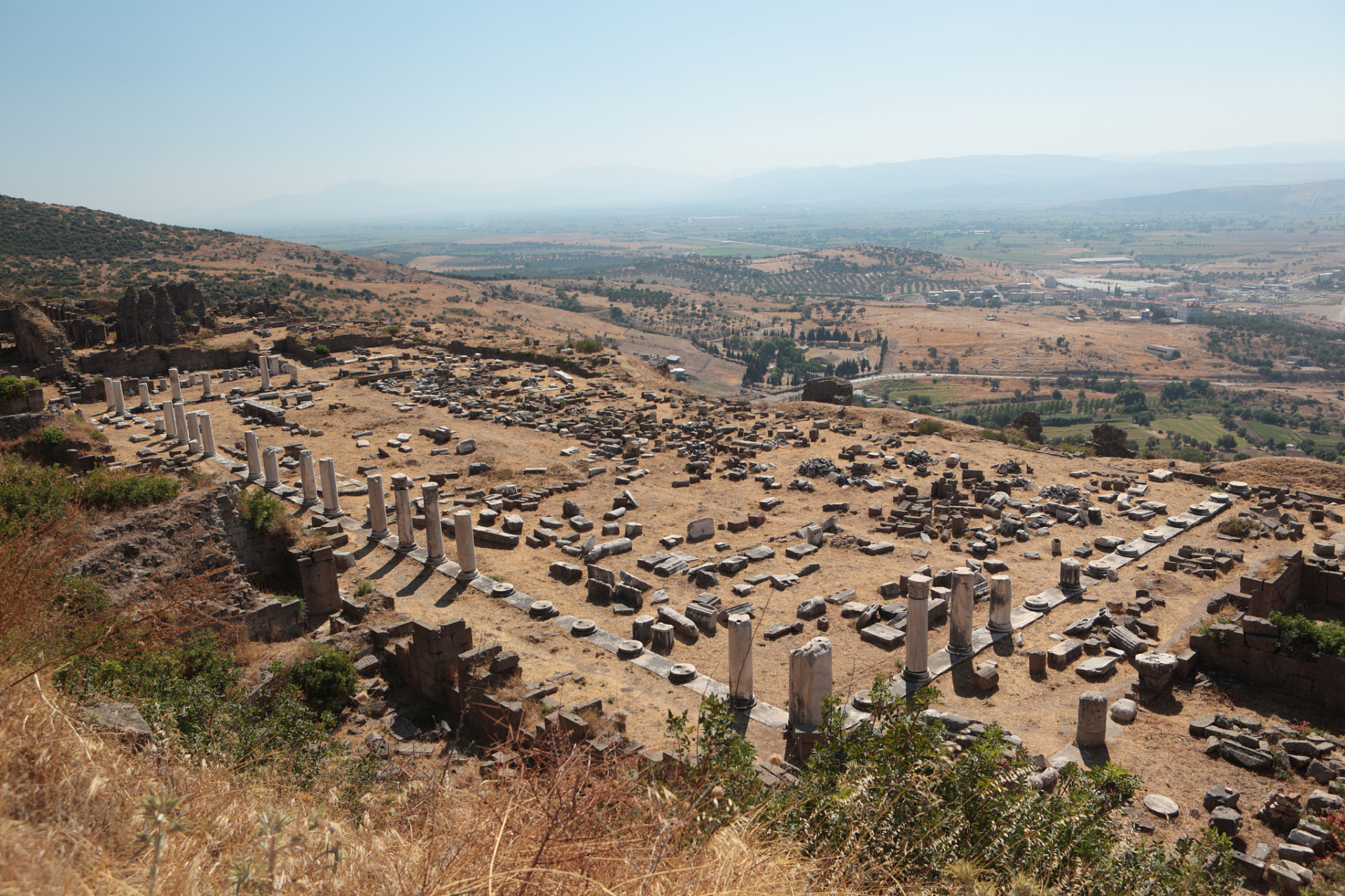 苏丹是一个怎么样的国家？为何战乱不断？其根源究竟是什么？