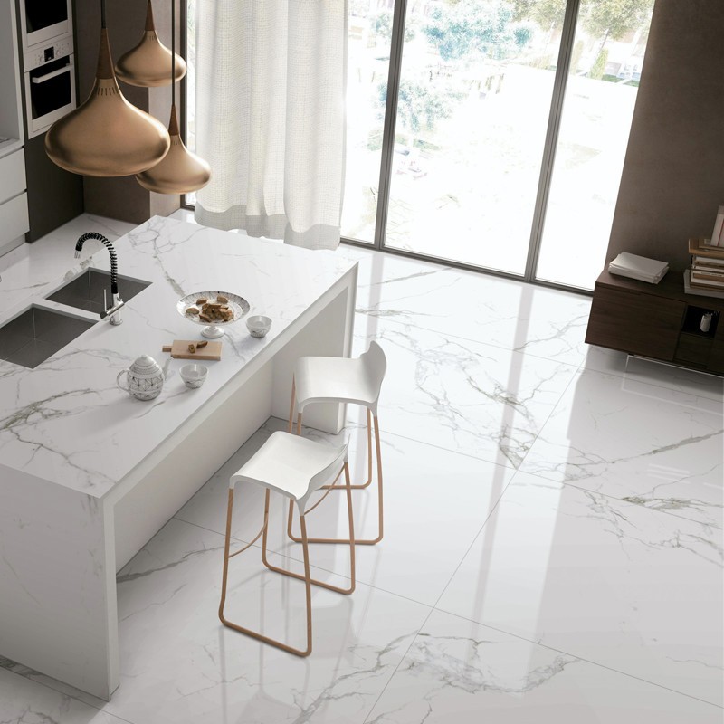 客厅地面铺抛釉砖好还是通体砖好,客厅铺抛釉瓷砖好还是通体好