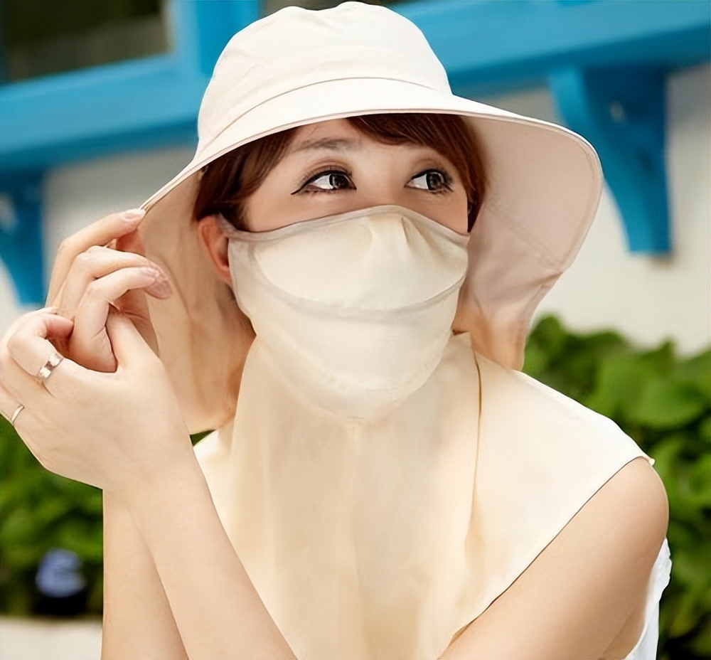 夏季：为什么有的人“一晒就黑”，有的人怎样都晒不黑？