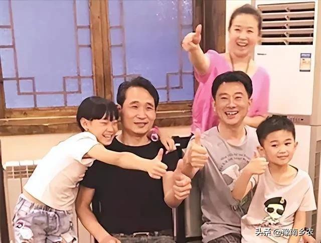 1987年小伙借朋友1000块钱,江苏小伙借朋友1000元