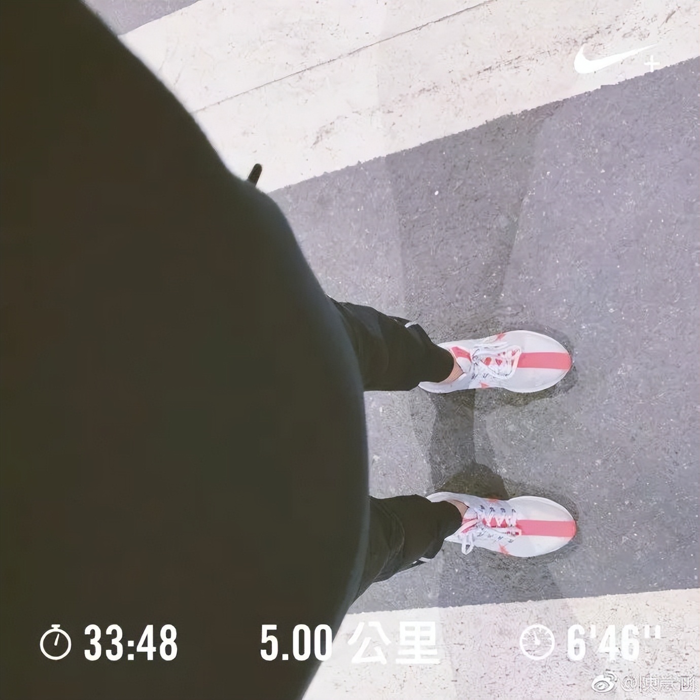 陈意涵活得潇洒自由的元气少女,陈意涵笑着跑的视频