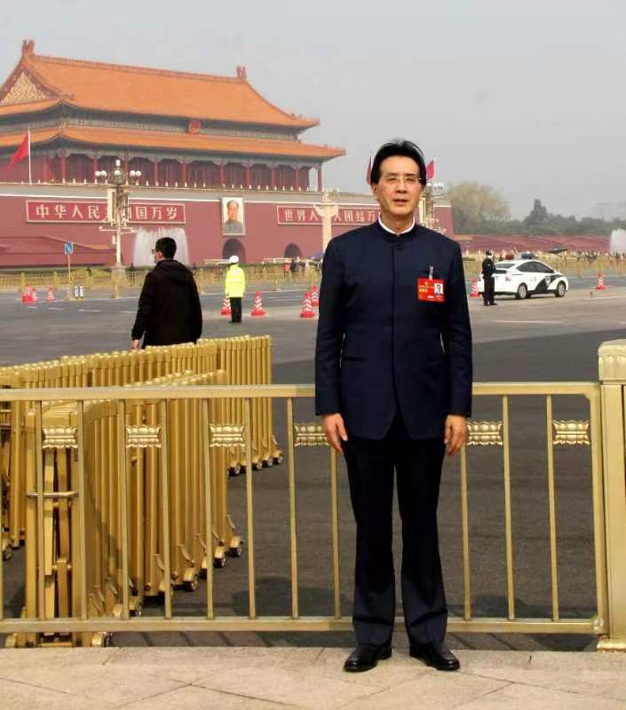 全国政协委员徐玖平：文化自信产业自强推动中华服饰文化融合创新发展促进国内经济大循环