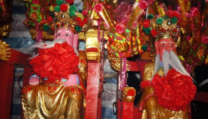 中国姓氏排名第一村,中国人口第一村