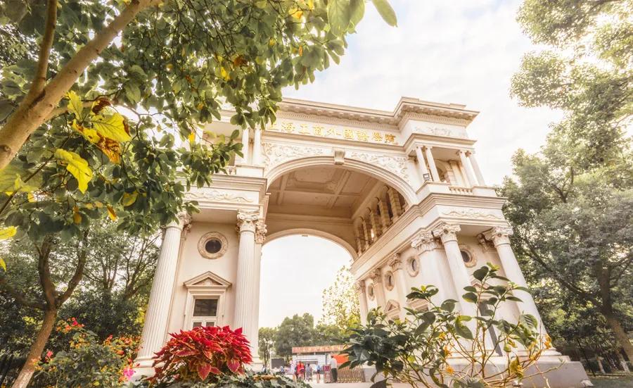 上海工商职业技术学院空中乘务,上海工商外国语职业学院免试入学