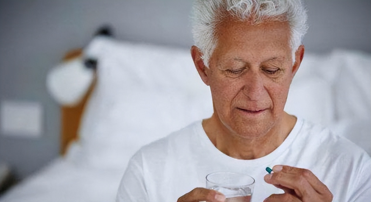 甲钴胺和什么药一起吃修复神经,甲钴胺的作用修复神经要多久