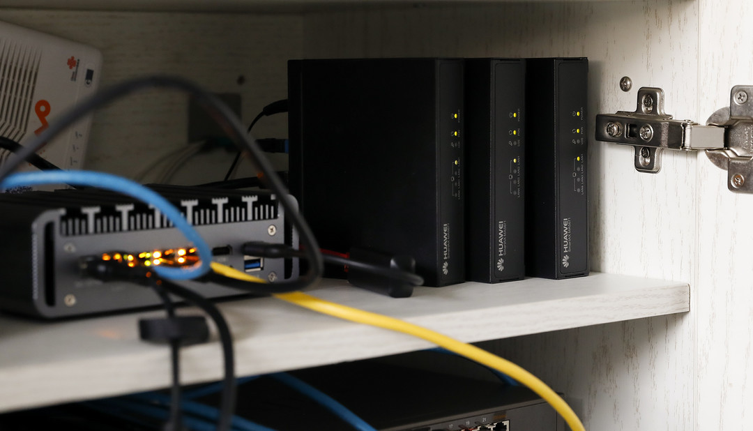 家庭接入光纤属于哪种接入方式,怎样把光纤穿到各屋