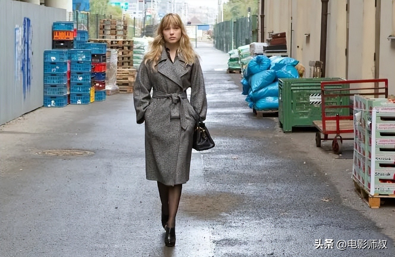 你们这群蛇蝎女人，有本事冲我来