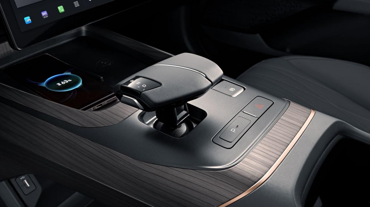 长安逸达点燃十万级家轿的新火,10万级新家轿首选长安逸达