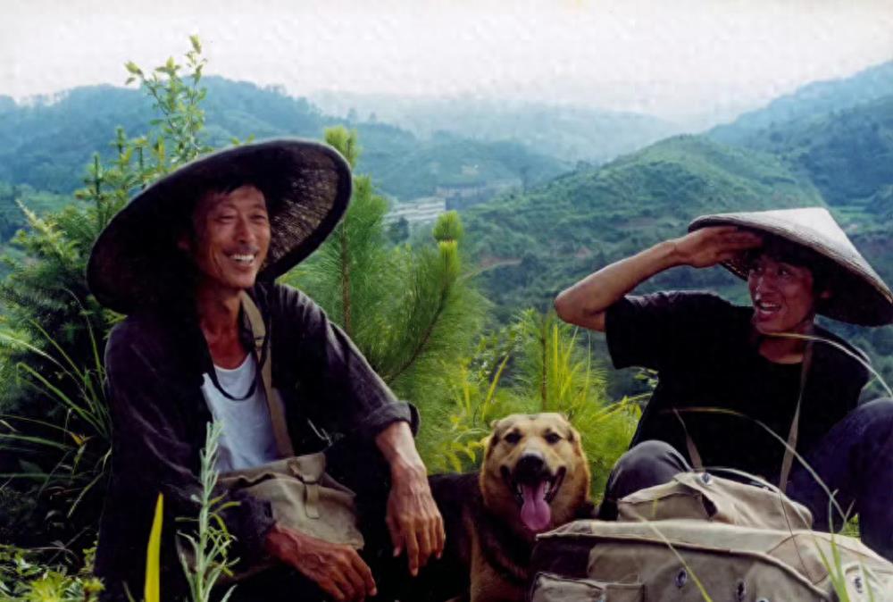 九月半刚过名人六人一一去世，回顾他们的一生令人兴奋又悲伤