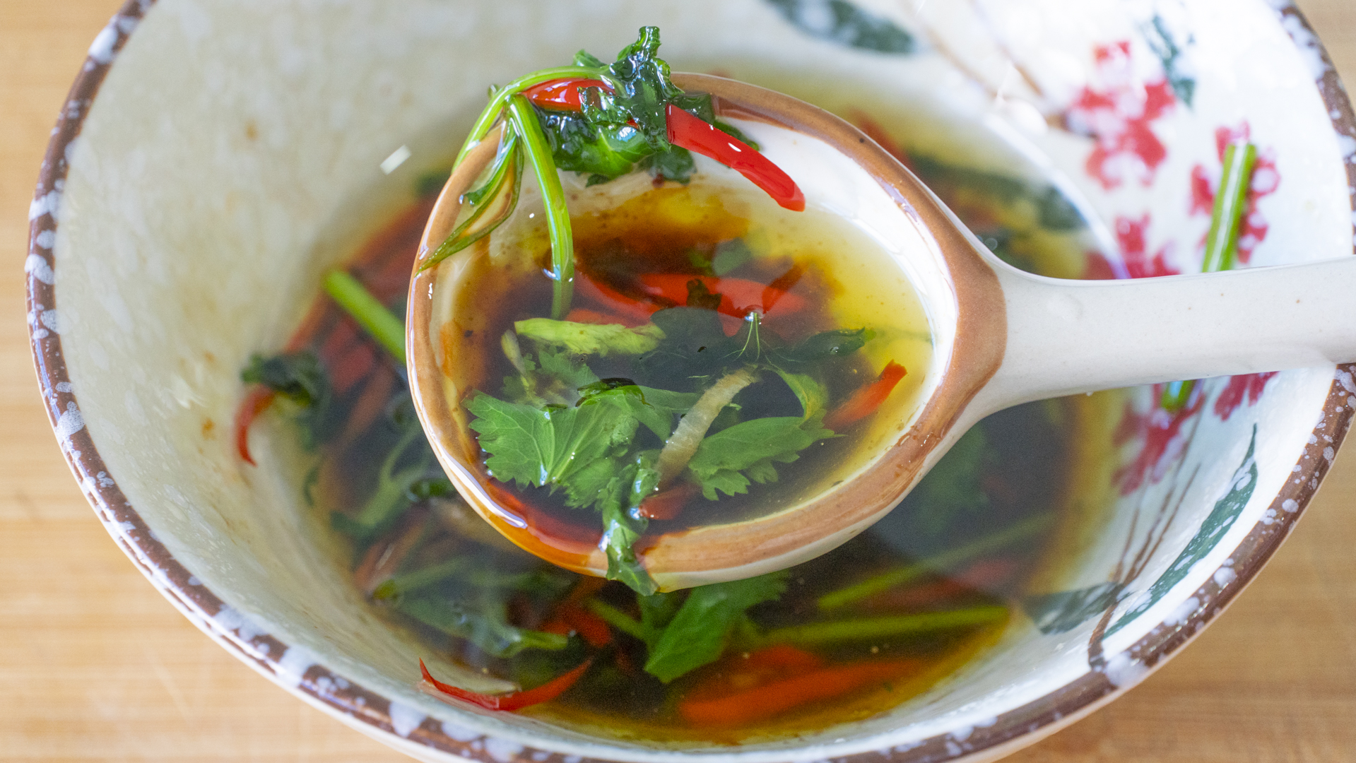 白灼虾的正确做法不用水,白灼虾正确做法不用水煮