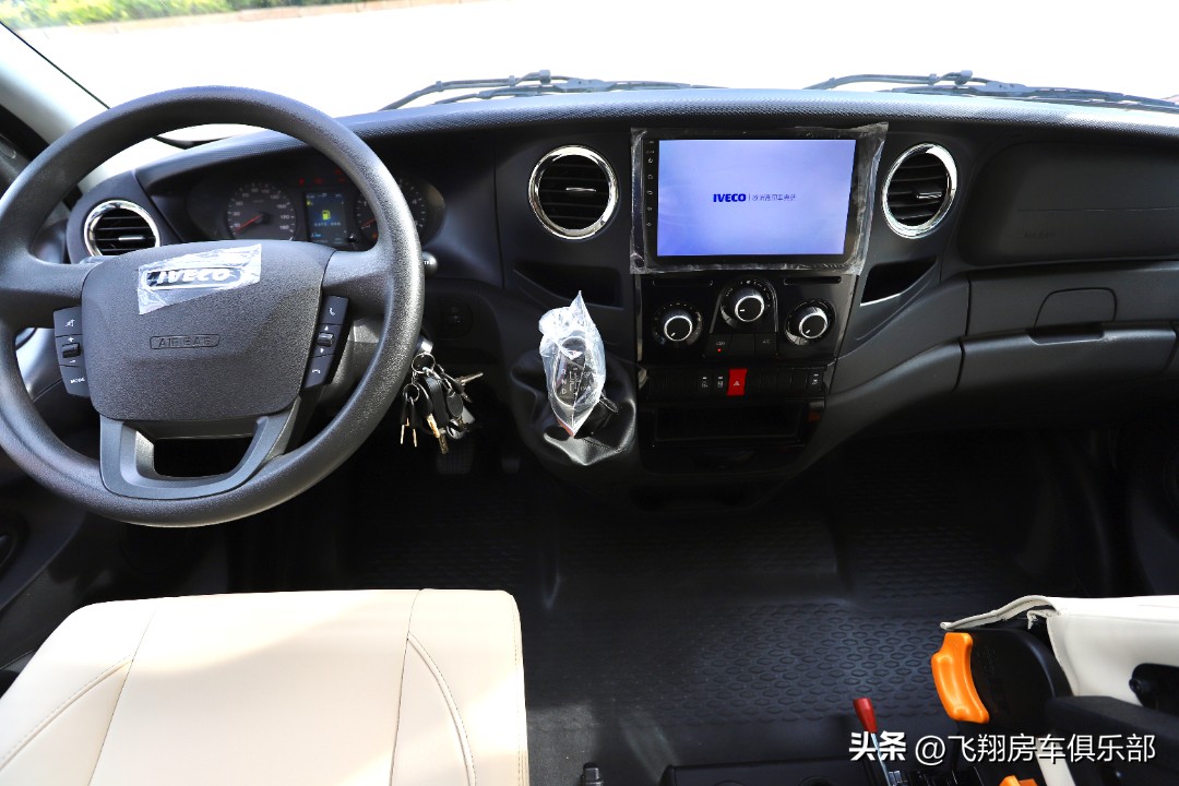 我们都被“骗”了！根本不是传统的内部上装，看完就上头！