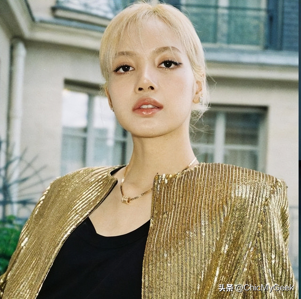 lisa被吓到的反应,lisa被吓到反应合集