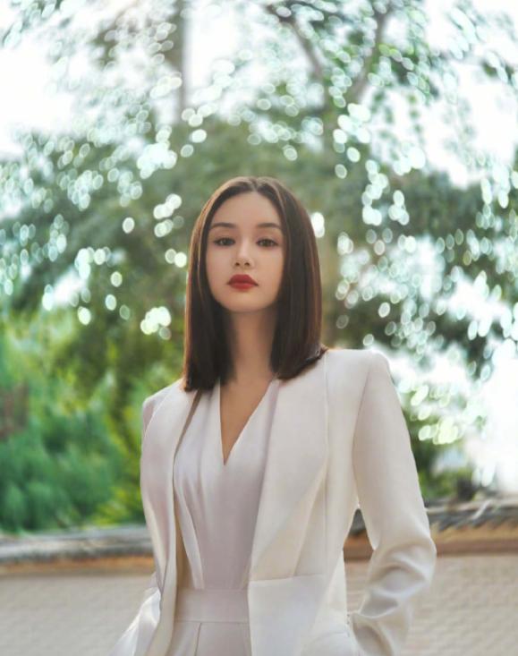 小个子怎么穿才不压个子,小个子怎么穿这些细节不可忽视