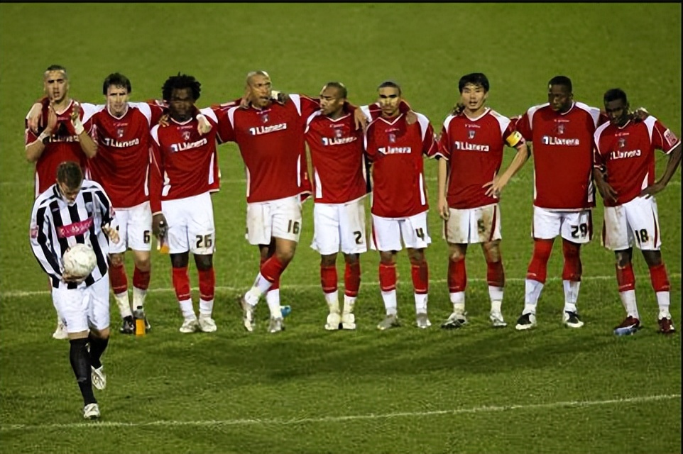 郑智在查尔顿什么水平,郑智查尔顿完整版