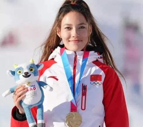 宋祖儿谷爱凌,天才少女谷爱凌夺冠