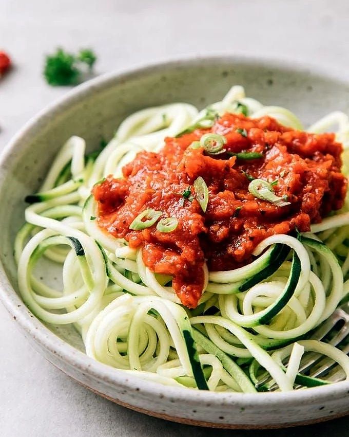 俄罗斯素食网红只吃水果,俄罗斯知名网红只吃素菜