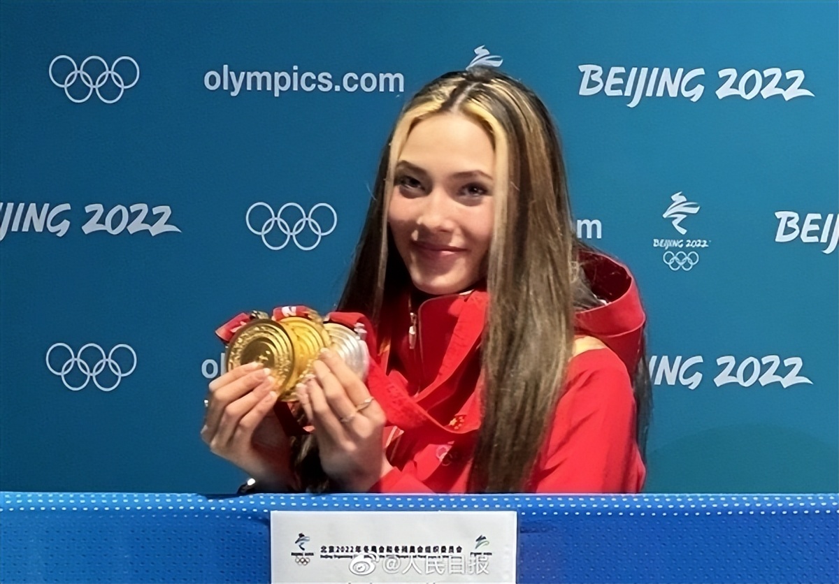 2022劳伦斯奖梅西,梅西谷爱凌亮相劳伦斯颁奖典礼