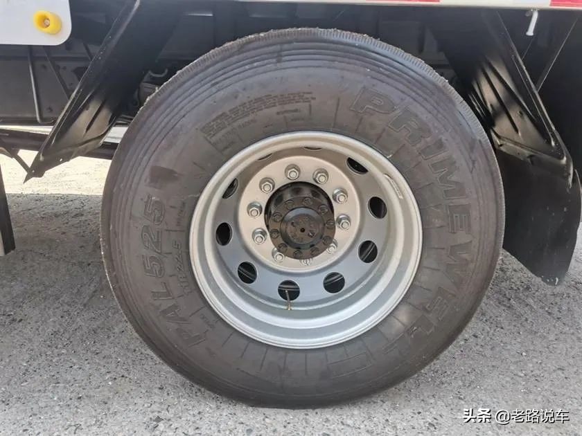 飞碟w7金牛座,飞碟w7轻卡配置