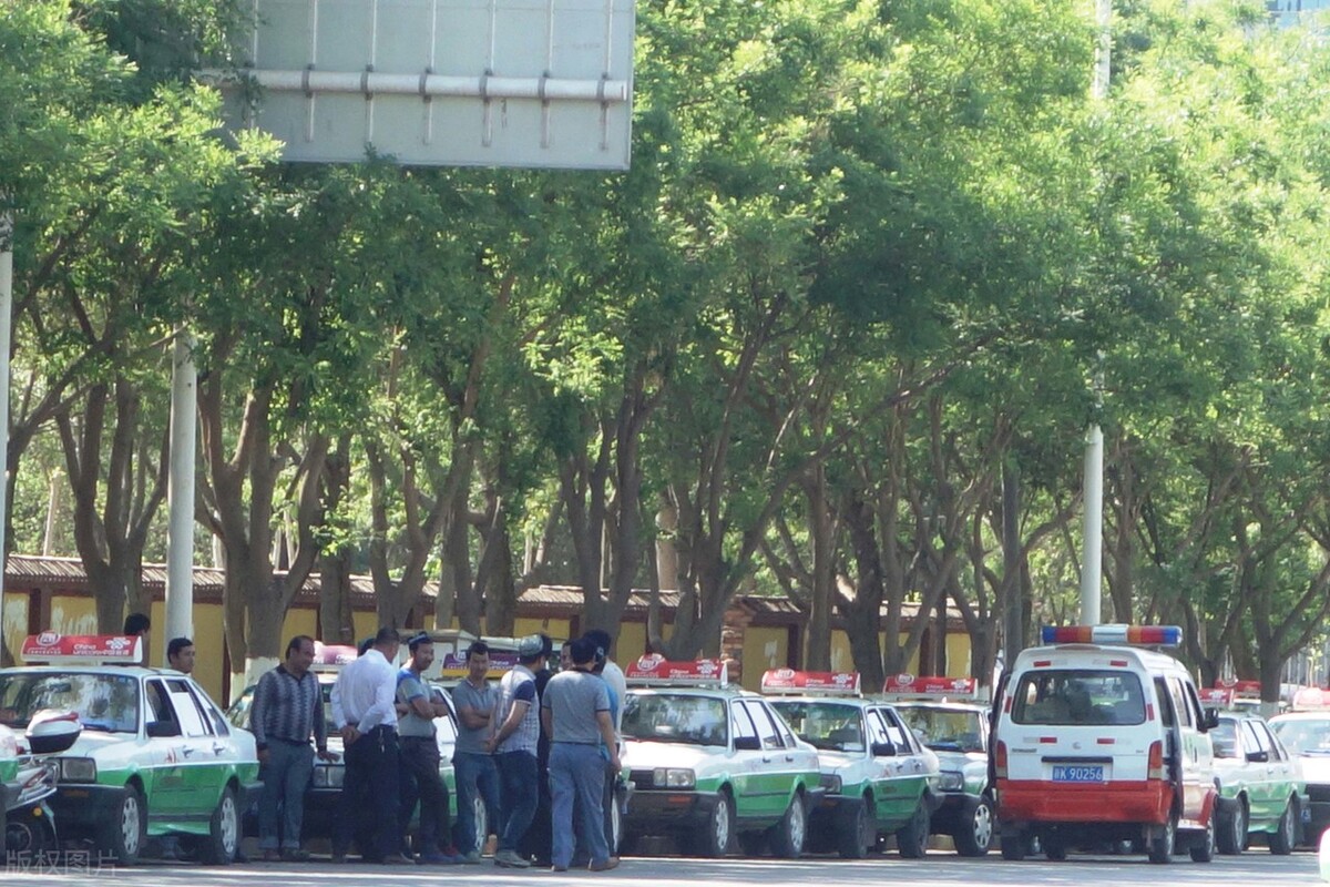 86岁老太返老还童全身竟褪层皮,返老还童的95岁老奶奶