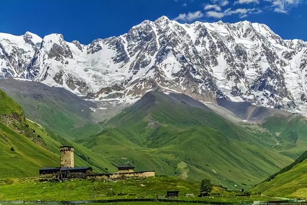 俄罗斯1亿多人口为什么这么强,俄罗斯为什么人口可以达到10亿