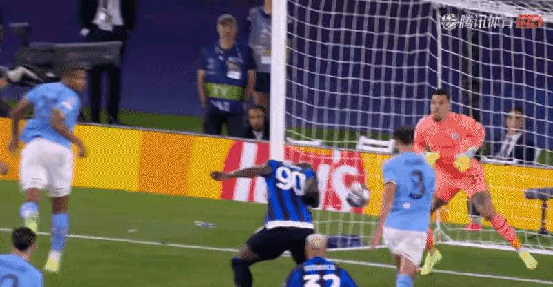 欧冠德布劳内场边哭了,欧冠决赛德布劳内最后看到的画面