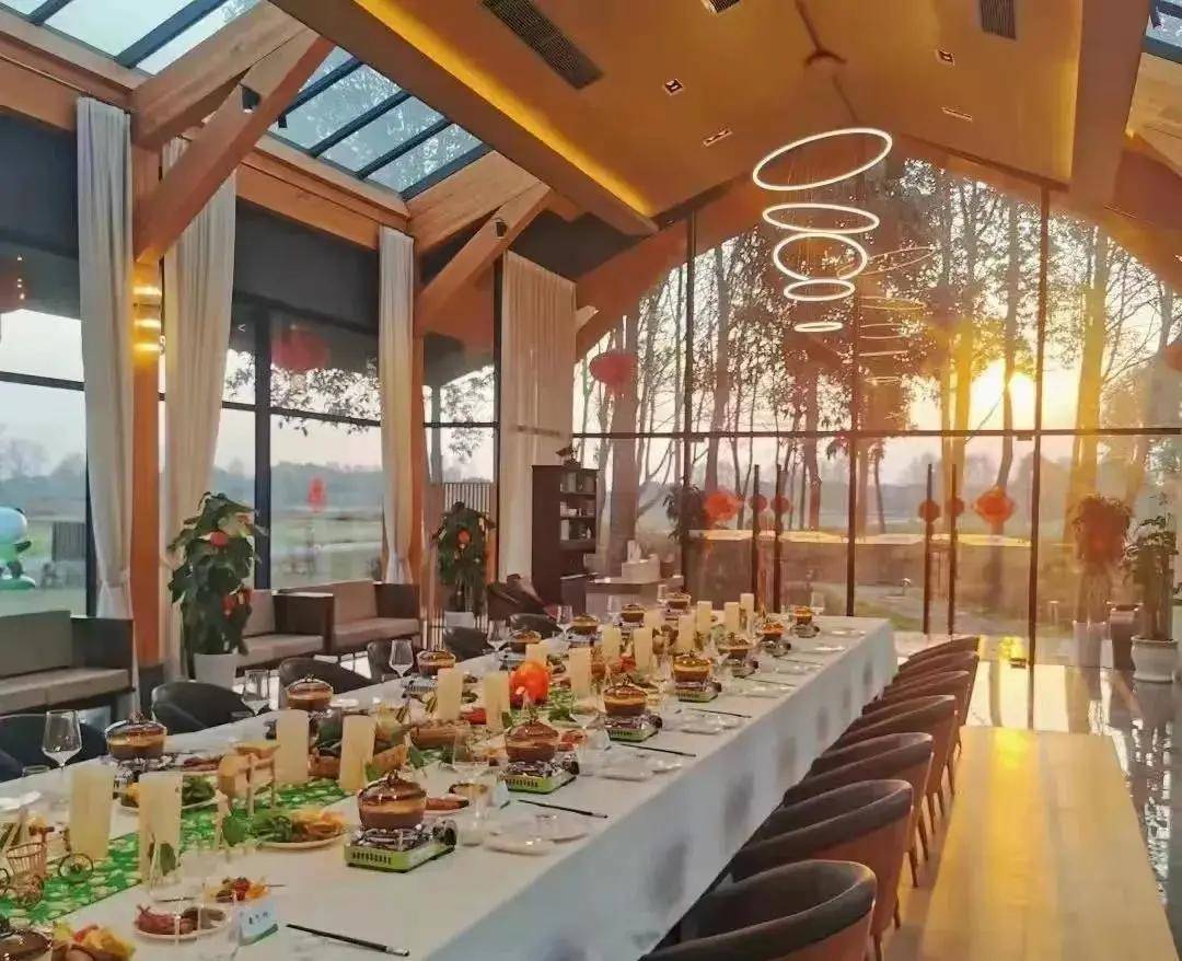 浣曞繀鍘昏繙鏂圭編鏅浘,浣曞繀鍘昏繙鏂圭編鏅湪韬梺