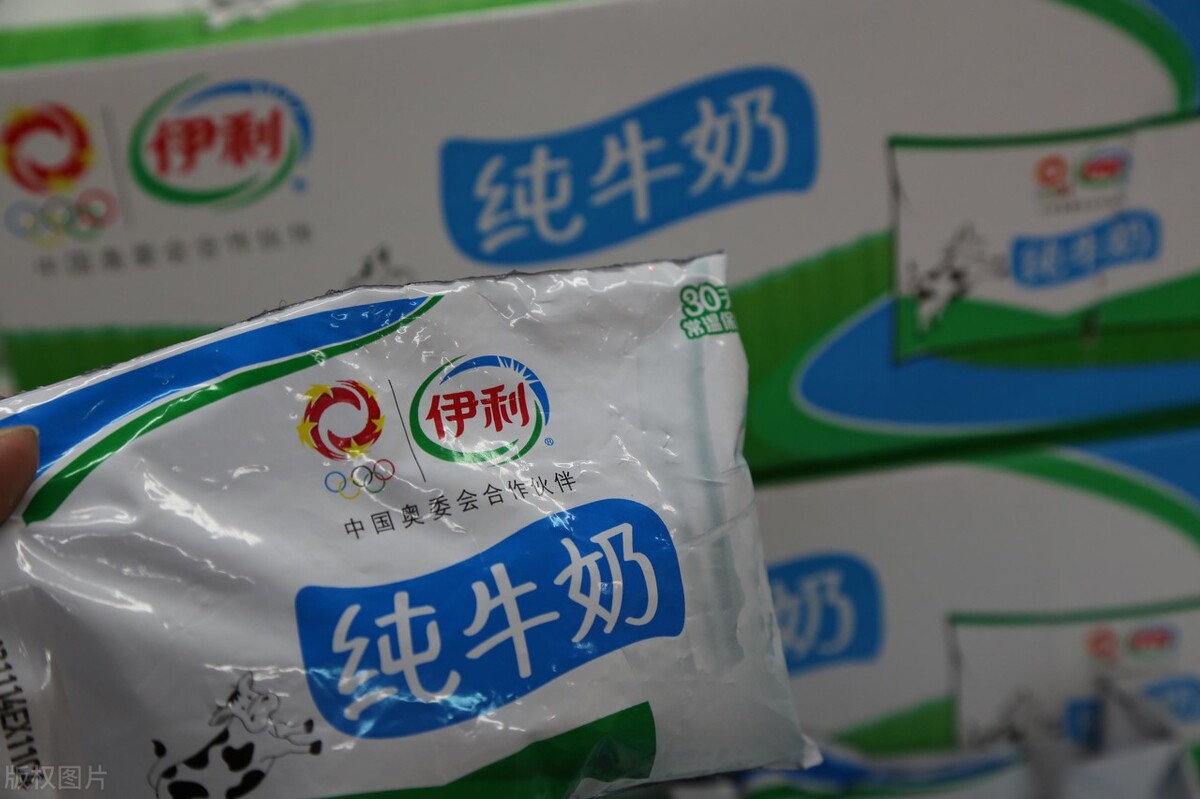 特仑苏和金典哪个比较贵,金典和特仑苏哪个更适合小孩喝