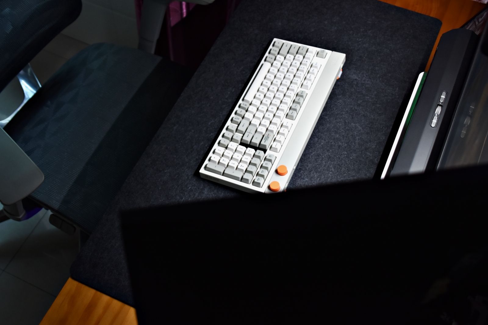 复古洛斐键盘,洛斐高端机械键盘