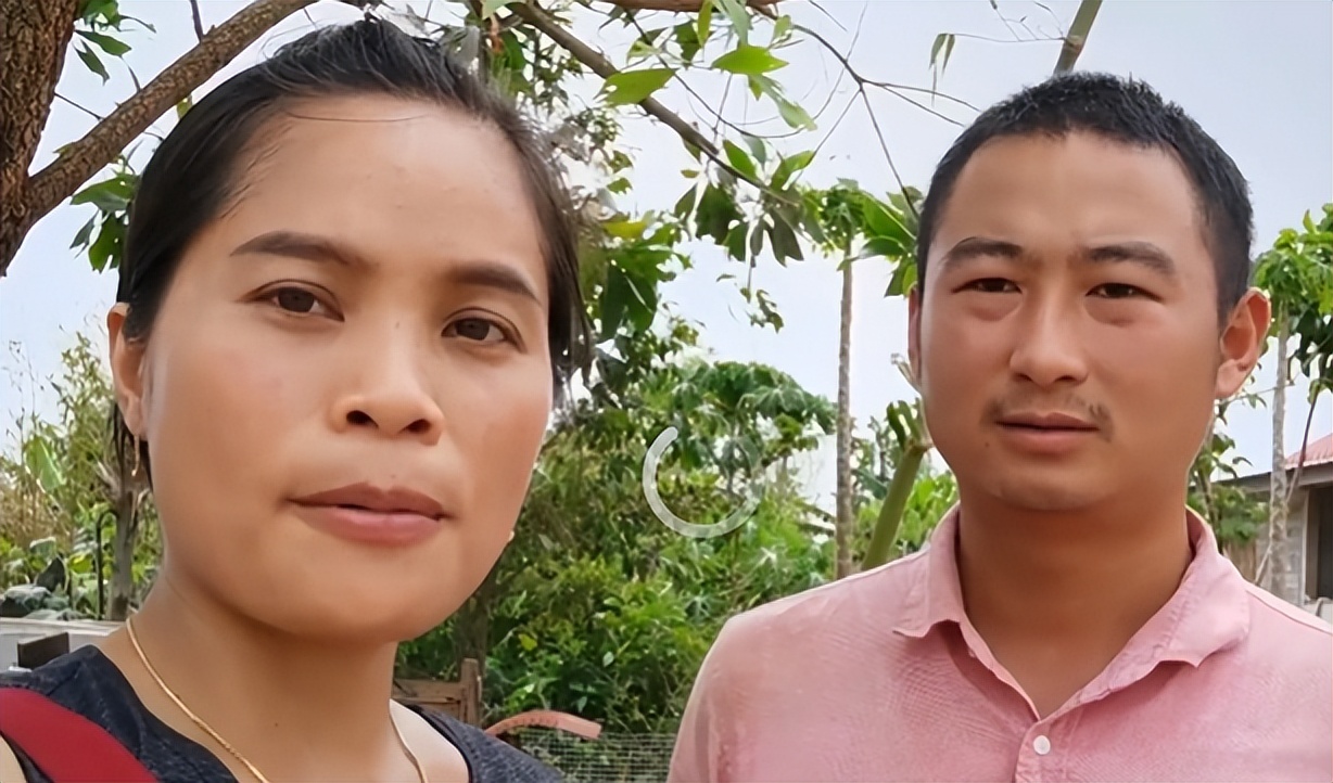 老挝媳妇嫁中国大叔在老挝生活,老挝媳妇嫁给外卖小哥
