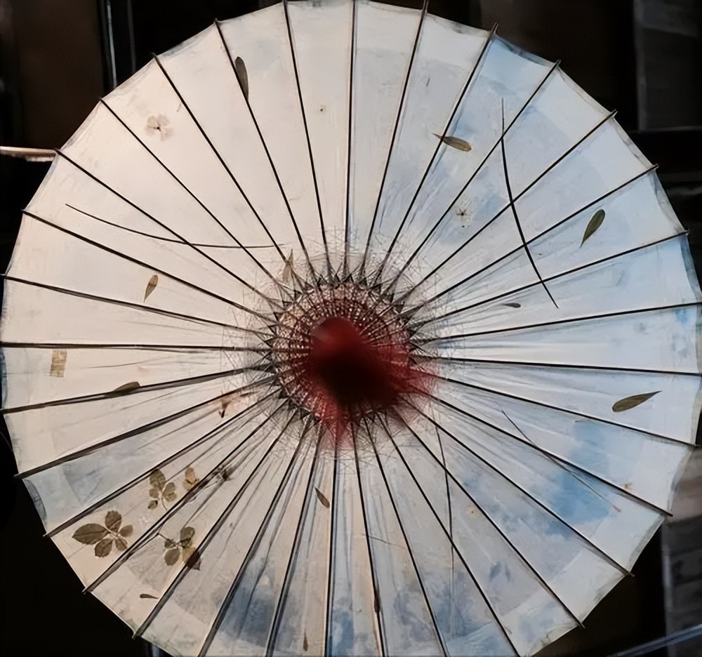 法国制伞工艺，为伞制造业注入了新的活力和意义