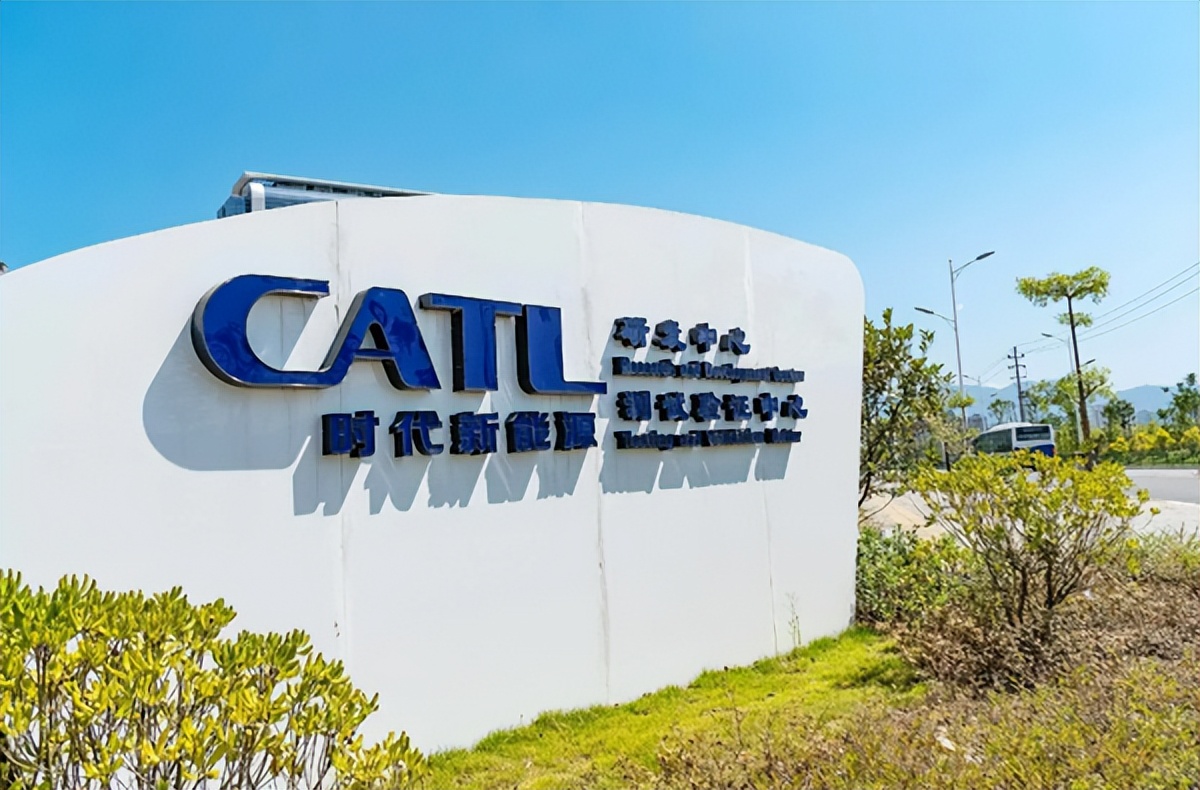 电卡简报（2022年11月第3期）：换电“绝配”——电池银行