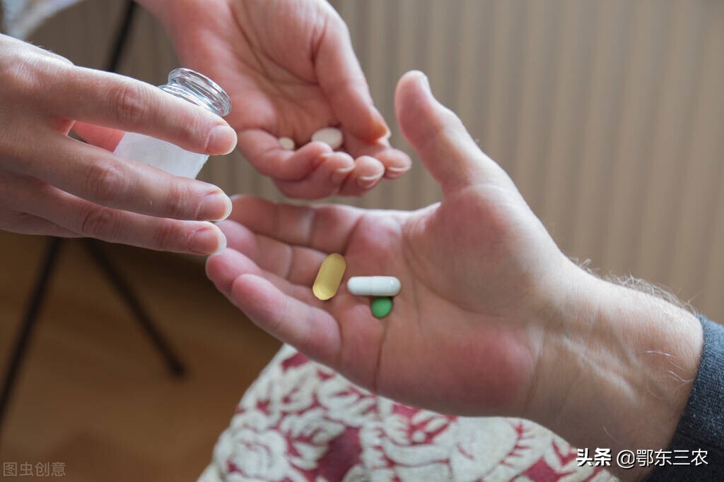 农民工停工回乡,停工4个月农民工返乡