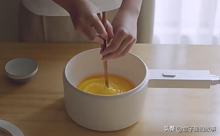 七彩叮当和olayks电煮锅哪个好,七彩叮当和olayks电煮锅哪个好用