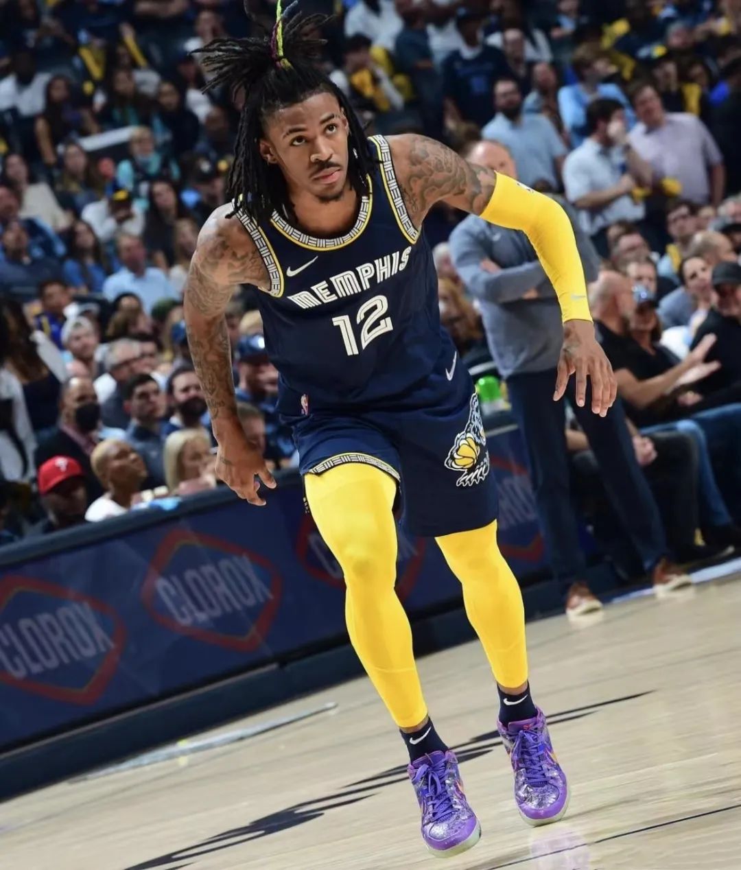 欧文与耐克解约后再穿什么鞋,耐克与欧文正式解约因为什么事件