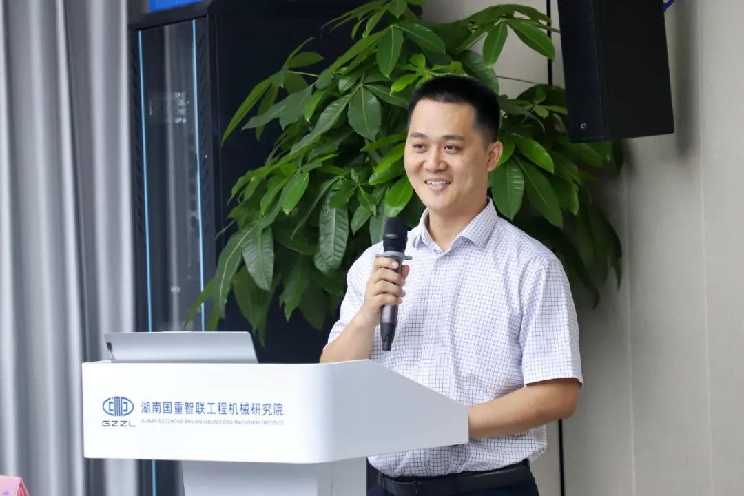 清华大学学子到科技园研学,清华师生到小米科技园