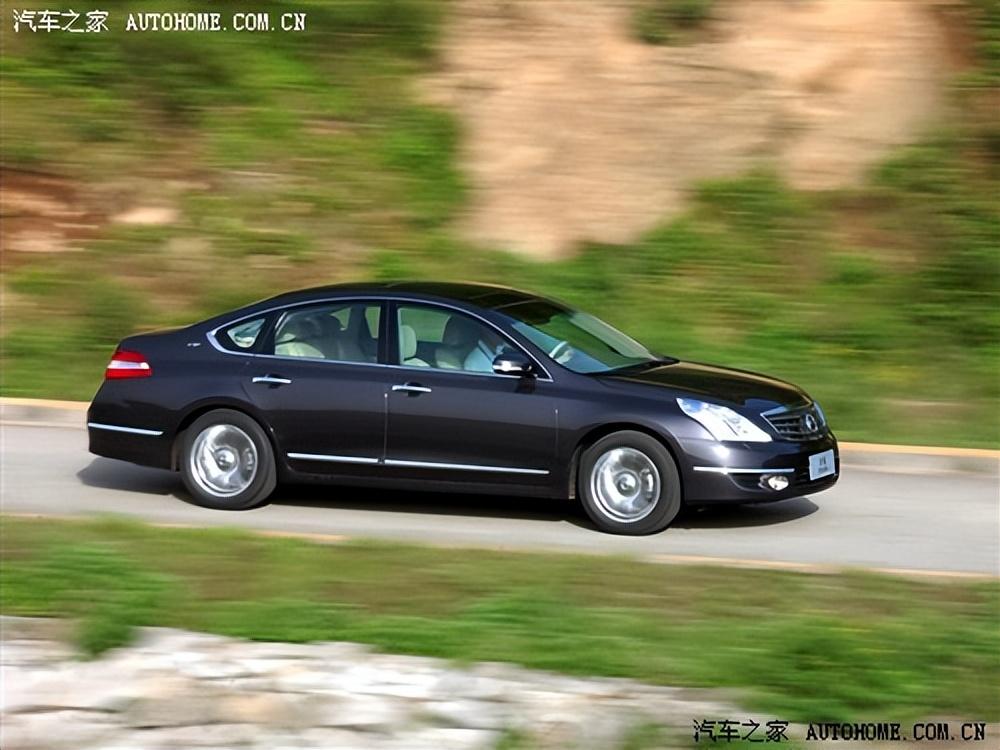 有颗强大心脏评全新日产天籁,日产天籁2021款2.0舒适版测试视频