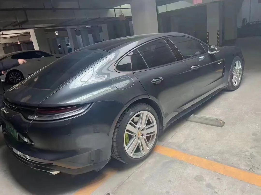 二手保时捷718敞篷跑车多少钱一辆,二手保时捷跑车要多少钱