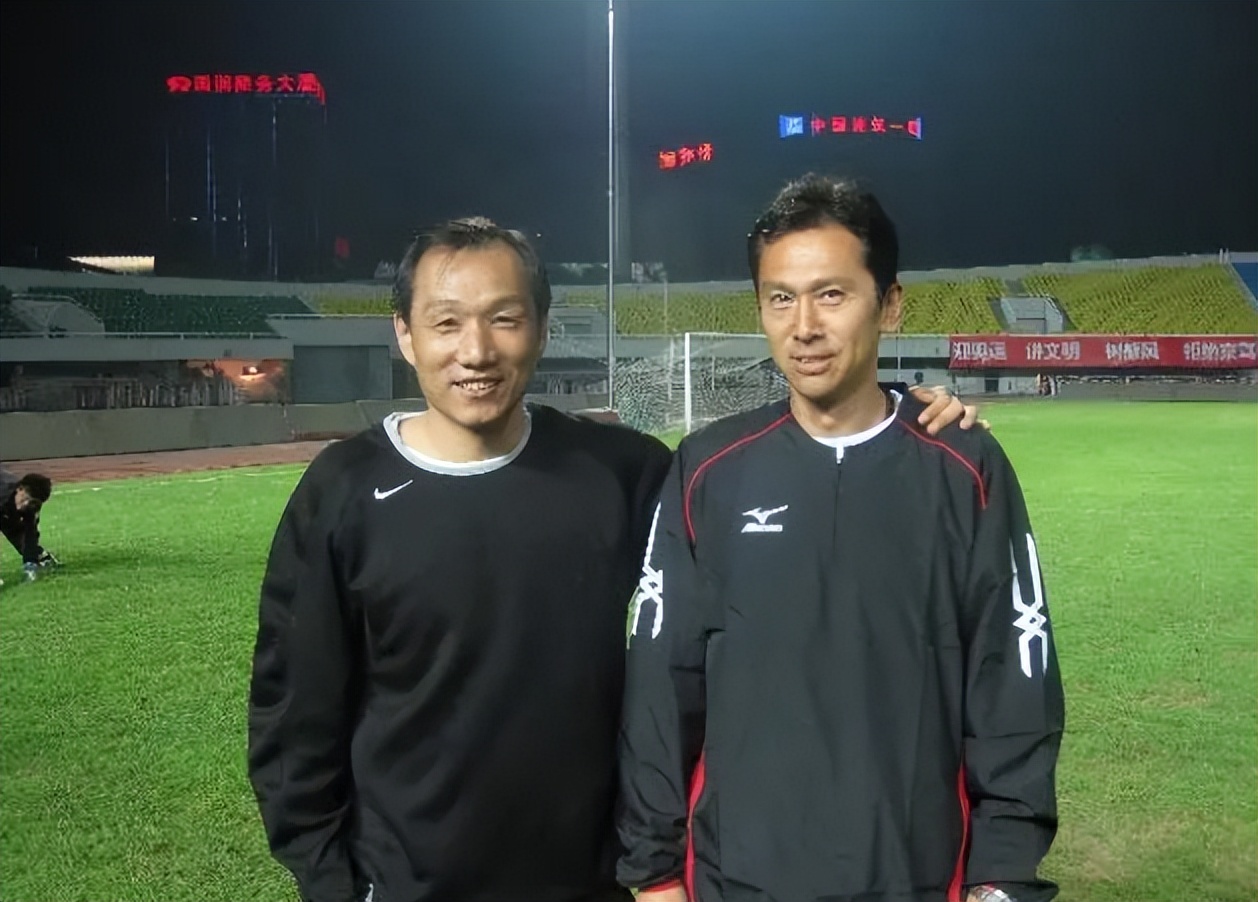 前国脚孙贤禄和贝利互换球衣,孙贤禄最新消息