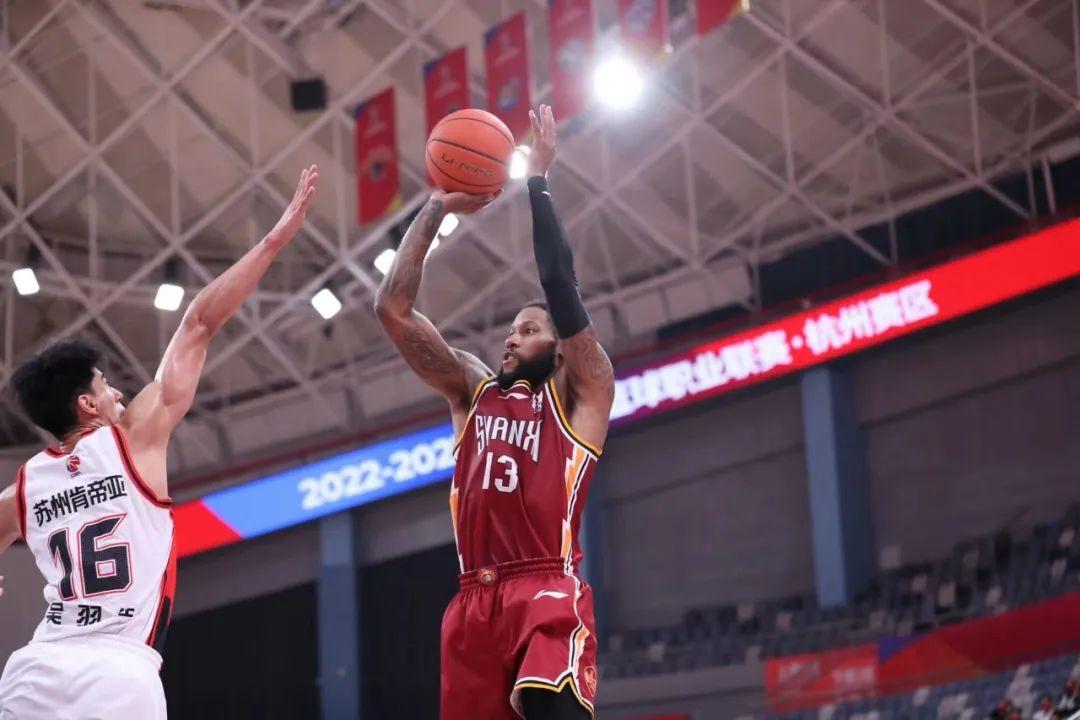 新赛季二十三轮战罢山西男篮排名,山西男篮冲冠实力有多强