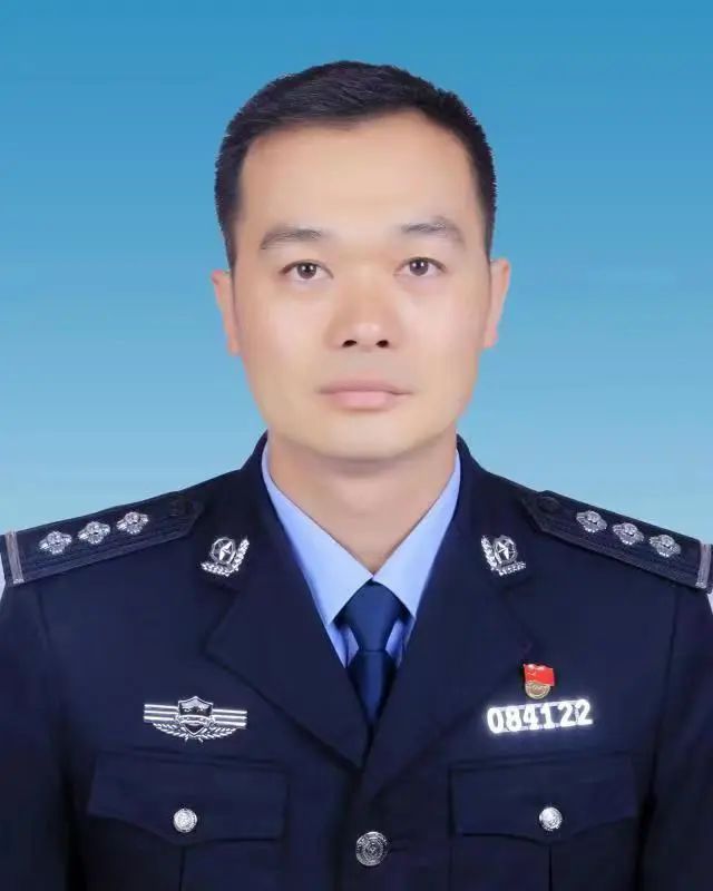 鲜花和掌声永远是送给成功的人,送给唱歌人的鲜花和掌声图片