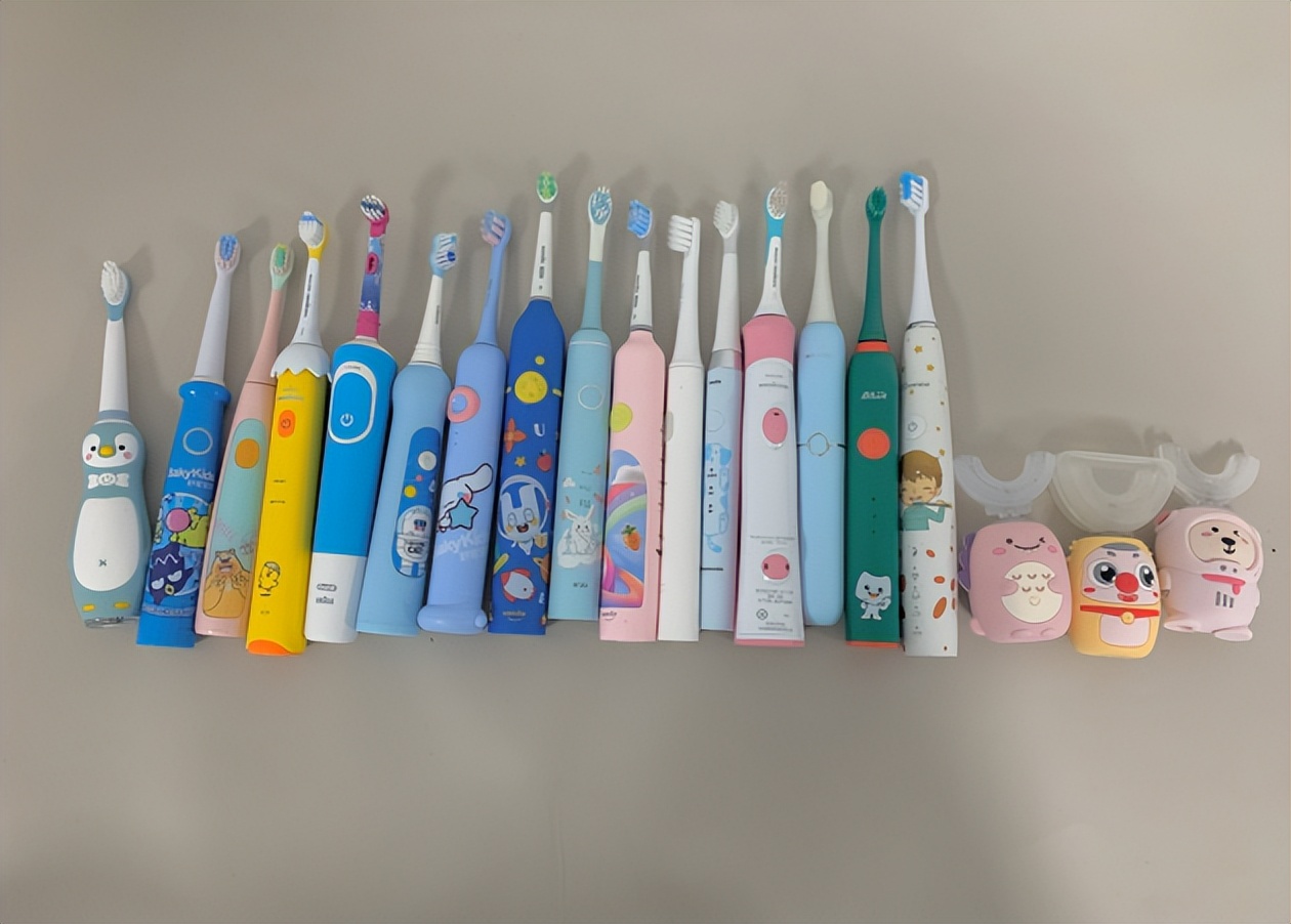 mcomb电动牙刷和usmile电动牙刷,usmile电动牙刷和飞利浦电动牙刷