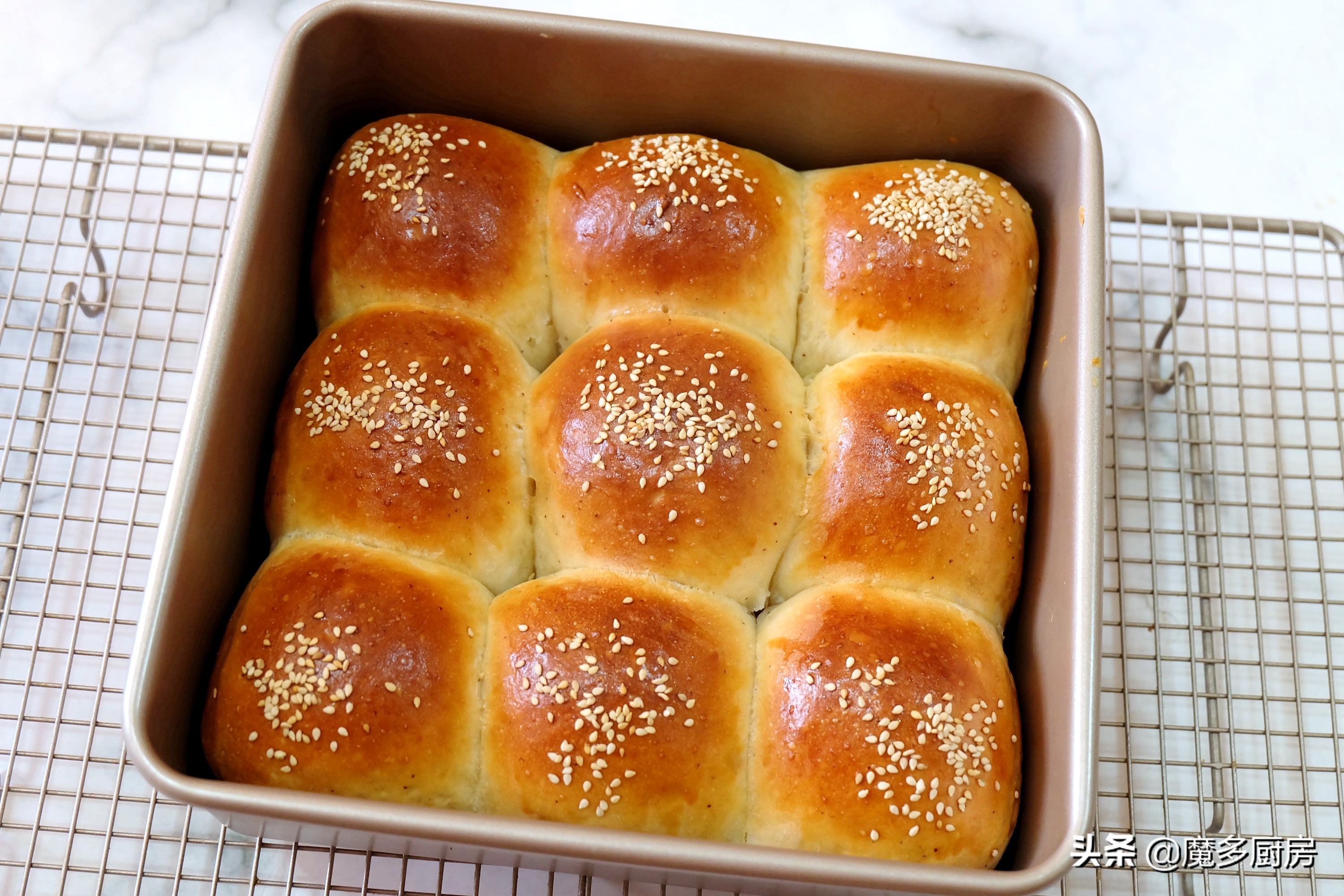 想吃面包不要买教你最简单的做法,全麦小面包无糖无油适合早餐