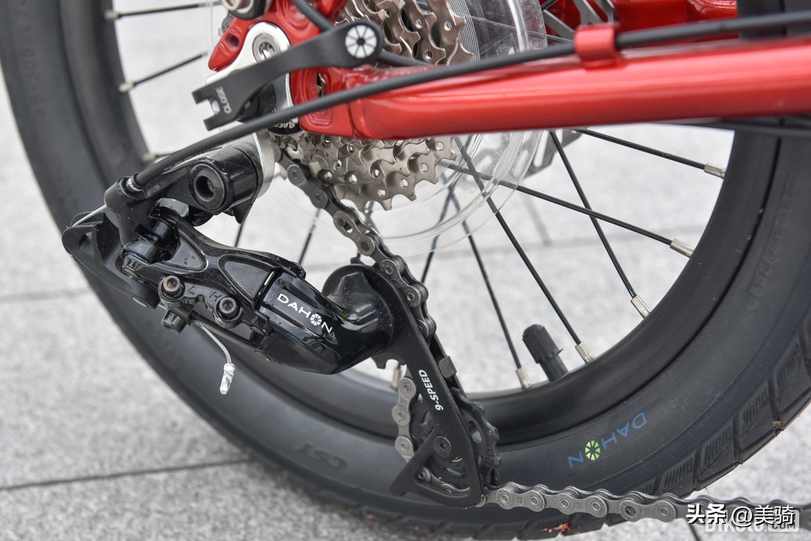 树立电自双驱新标杆DAHON大行全新UNIOE16电助力折叠车评测