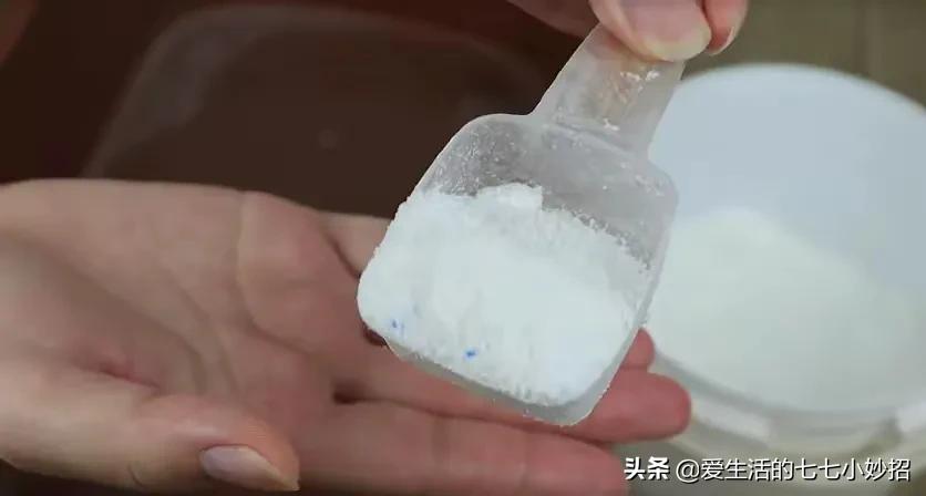 蟑螂药不要买了教你一个土办法,买了蟑螂药后家里蟑螂不出现了呢